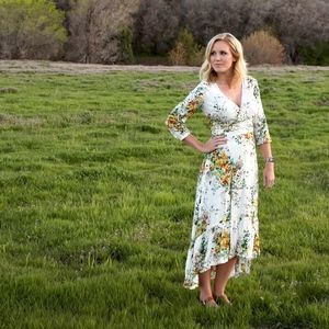 NEW! Beautiful Floral Wrap Dress